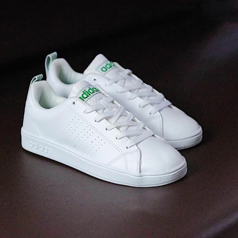 Sepatu Adidas Neo Advantage