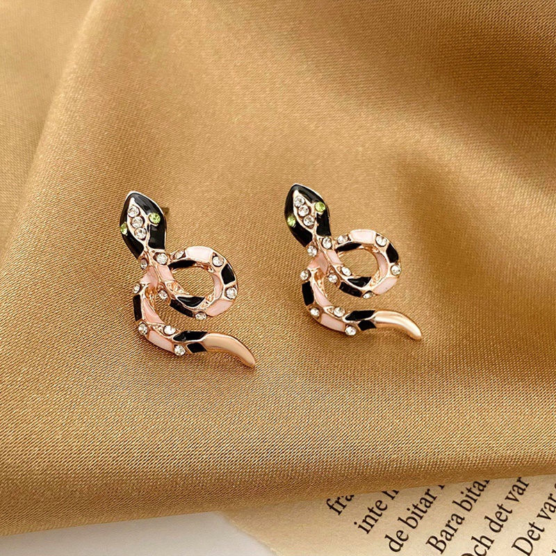 Anting Stud Desain Hewan Ular Kobra Bahan Zirkon Warna Kontras Untuk Wanita