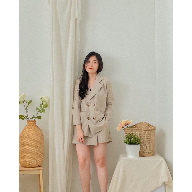 Utada Blazer Set with Skort