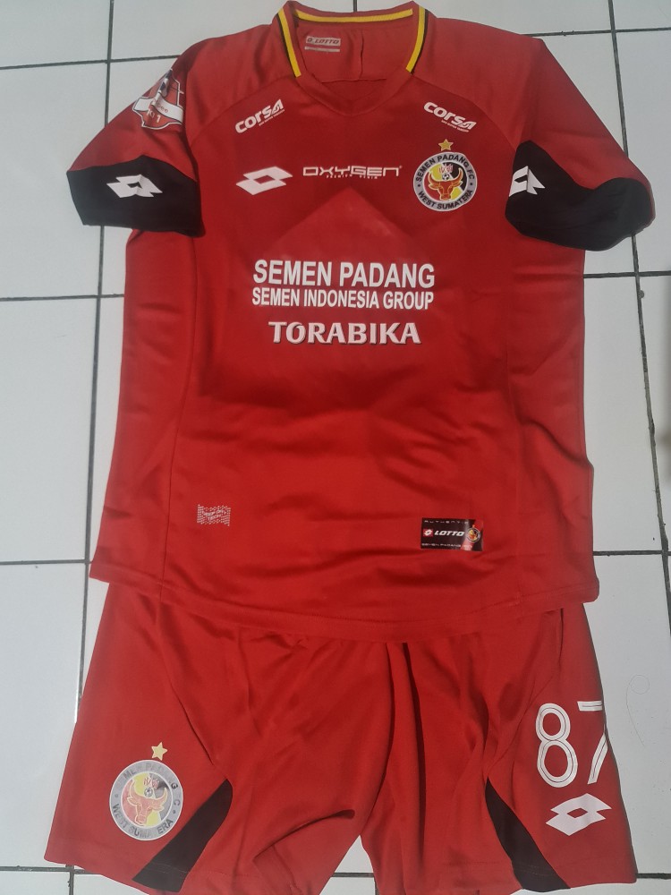 Name Set Original Tim Semen Padang Fc