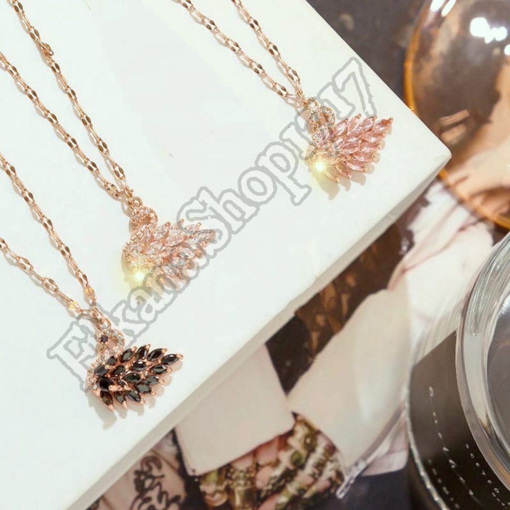 KALUNG TITANIUM TERKINI ANGSA PERMATA ZIRCON WARNA KRISTAL BR TIDAK KARAT&amp;TIDAK LUNTUR