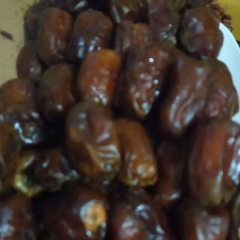 

kurma al amal1 dus isi 10 kg