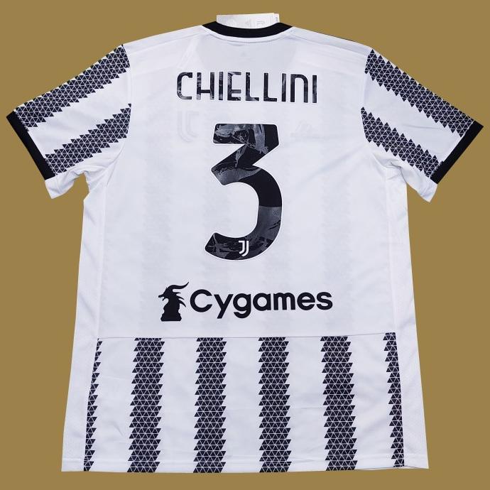 ORIGINAL JERSEY YUVENTUS 2022 - 23 HOME CHIELLINI BAJU BOLA ASLI SGFD5436VE