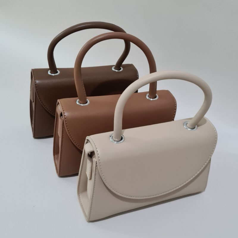 NAOMI - Adelyn Sling Bag Wanita Impor - Handbag simple elegant - Model Kekinian Tas Slempang Cantik Korea Import - Tas Pesta Handbag Elegant - Tas Harian Belanja Polos Simple - Tas Wanita - Tas Naomi - Naomi Bag