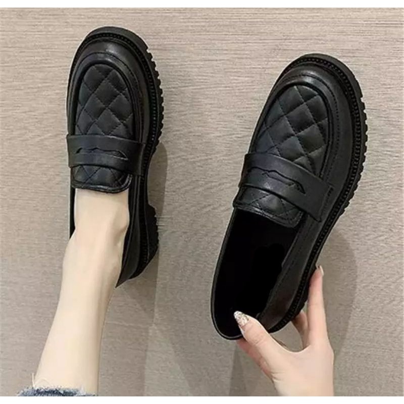 Sepatu Docmart Wanita / Sepatu Wanita Twice / Sepatu Loafers Wanita Fashion Terbaru Korea / Bisa Cod