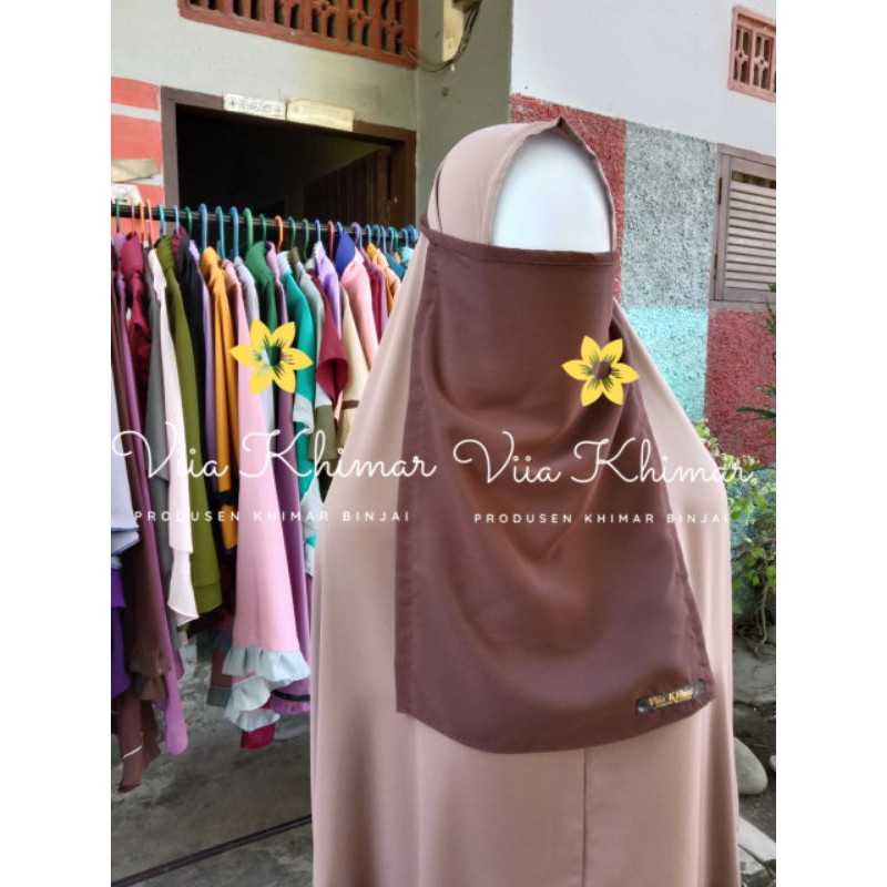 Masdar  (masker cadar)