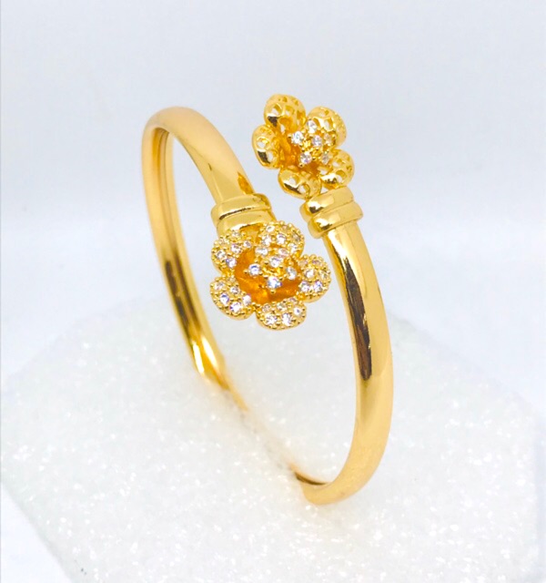Gelang tangan wanita // gelang lapis emas // gelang permata //gelang spiral//perhiasan  fasion