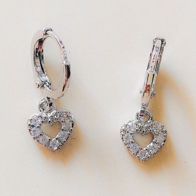 Anting Wanita / Anak Model Hati Zirconia Silver Xuping