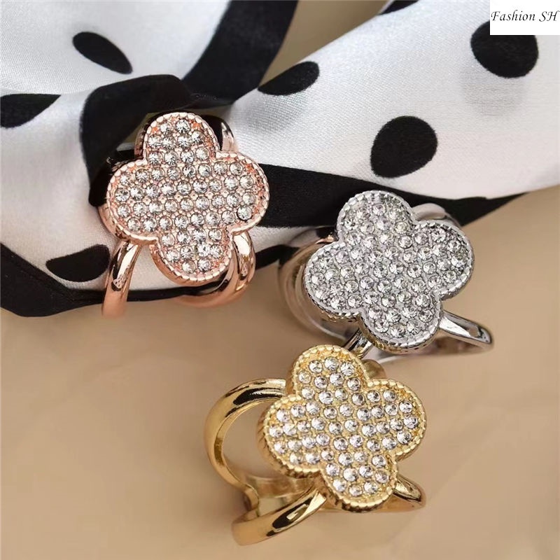 Bros Bentuk Daun clover Bahan alloy Aksen Kristal M40281