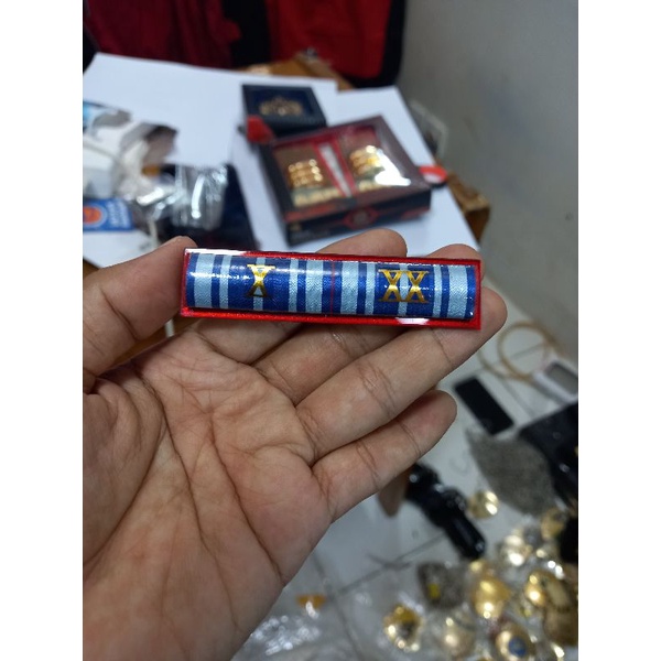 Satya Lencana 10 dan 20 tahun (Magnet)