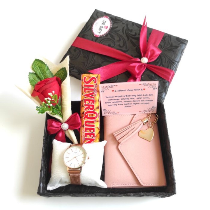 

✨ BISA COD ✨ KADO ULANG TAHUN CEWEK HADIAH PACAR