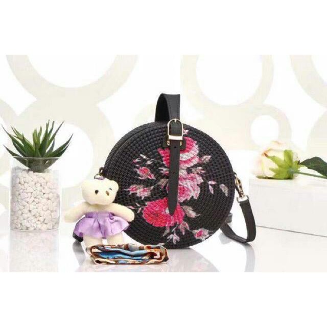 TAS WANITA - TAS IMPORT - TAS MURAH - TAS ROTAN - SLINGBAG JELLY MATTE BULAT 1015 JAKARTA