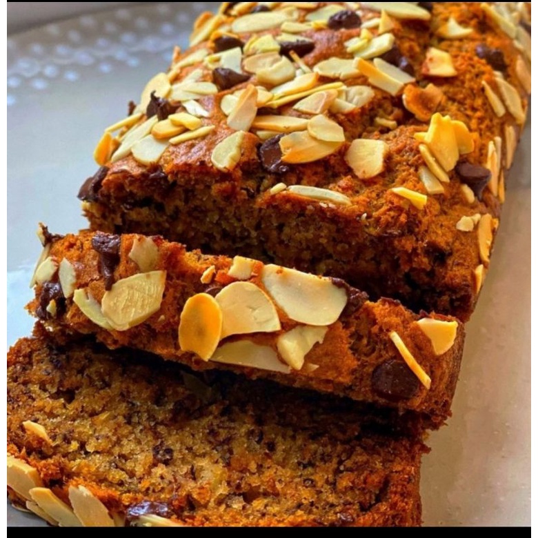 

GLUTEN FREE BANANA CAKE