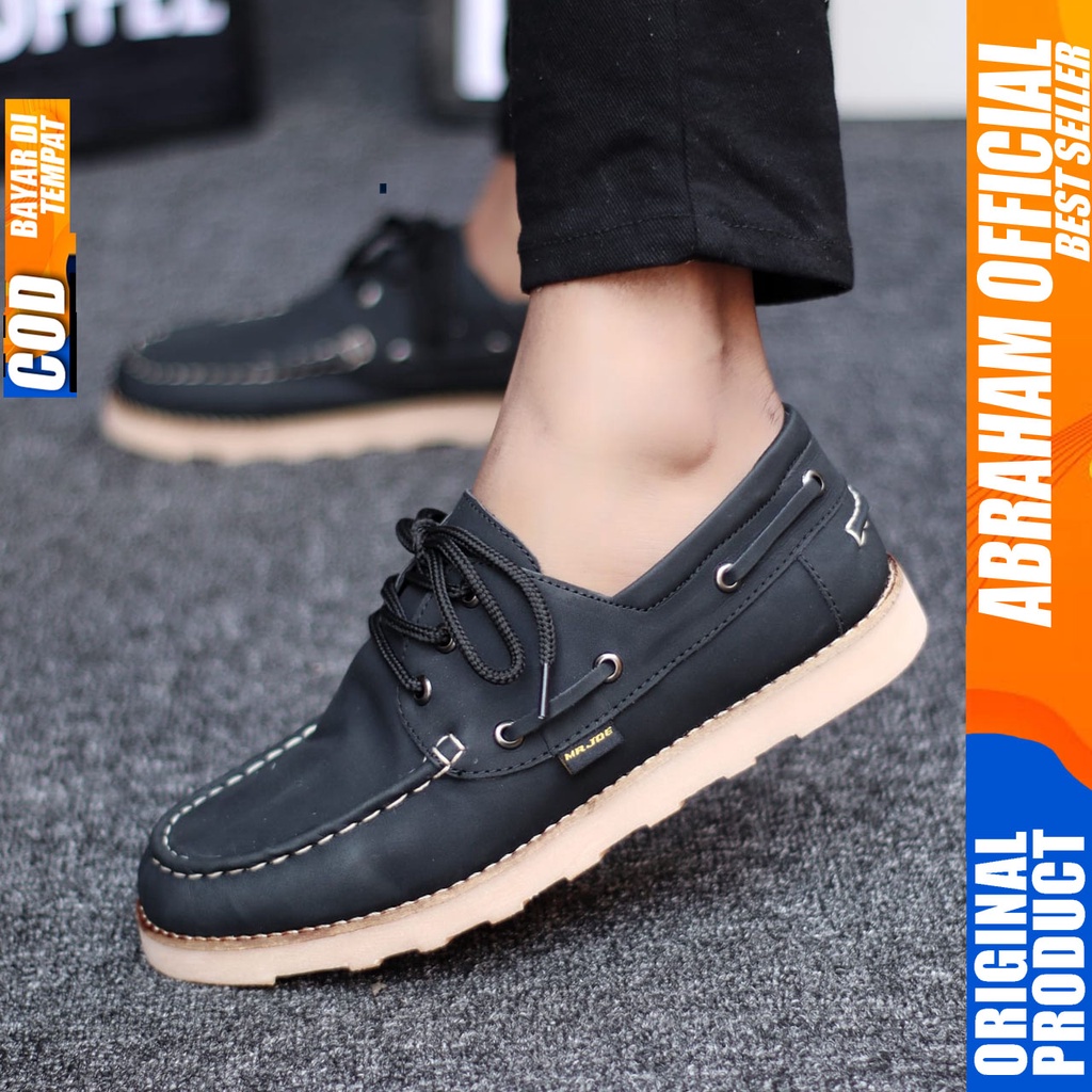 ABRHM x NERSON Sepatu Formal Pria Pantofel Kulit Pu Asli Kerja Santai Nongkrong Gaya Casual Original Sepatu Kerja Kantor Semi Formal Anti Slip Kuliah Kondangan Gaya keren Kekinian Murah Terlaris