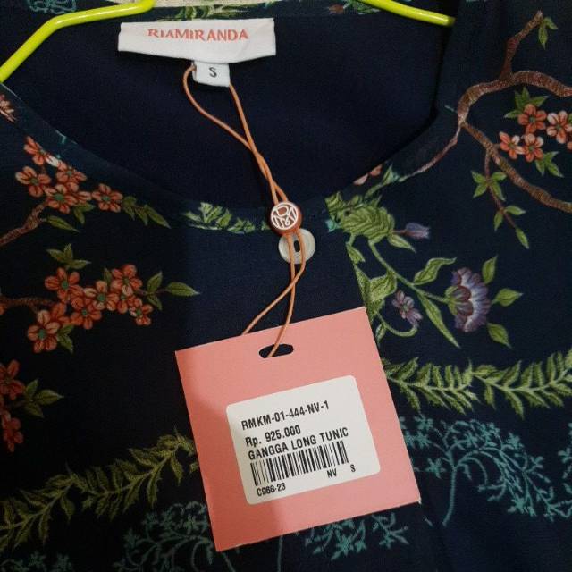 Gangga long tunik by ria miranda