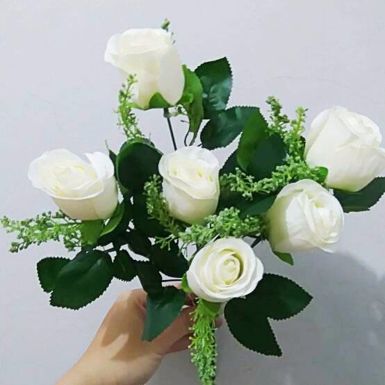 (PROMO) (PROMO) BUNGA MAWAR PUTIH SERANGKAI 6 KUNTUM ( TJC )