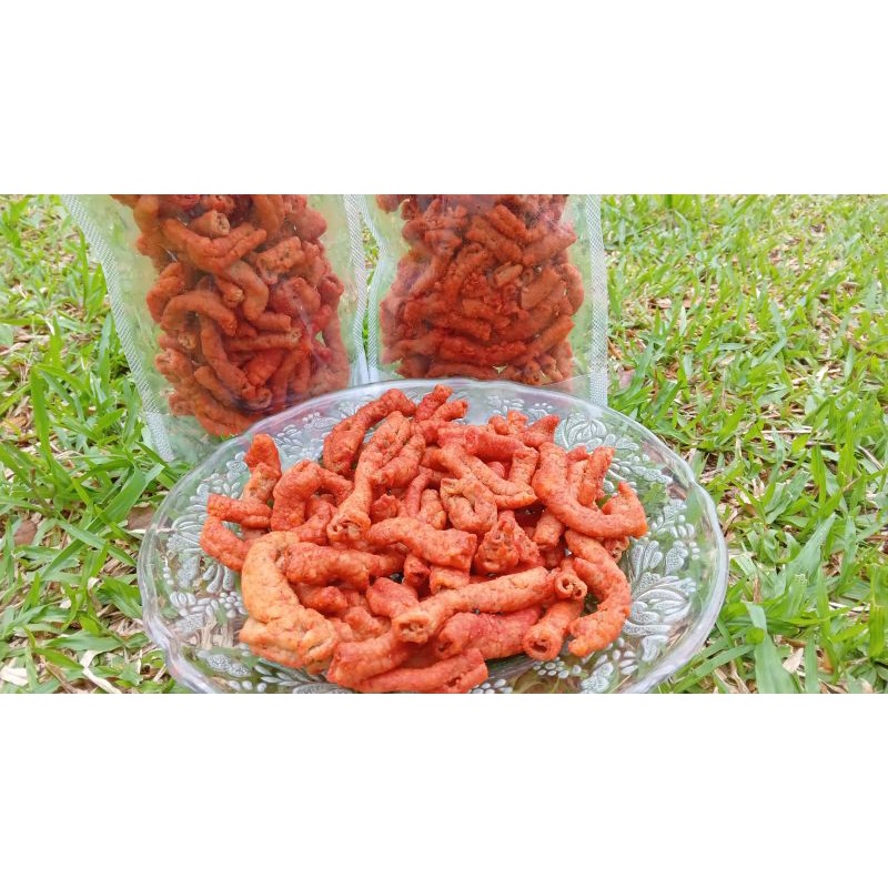 

keripik usus pedas