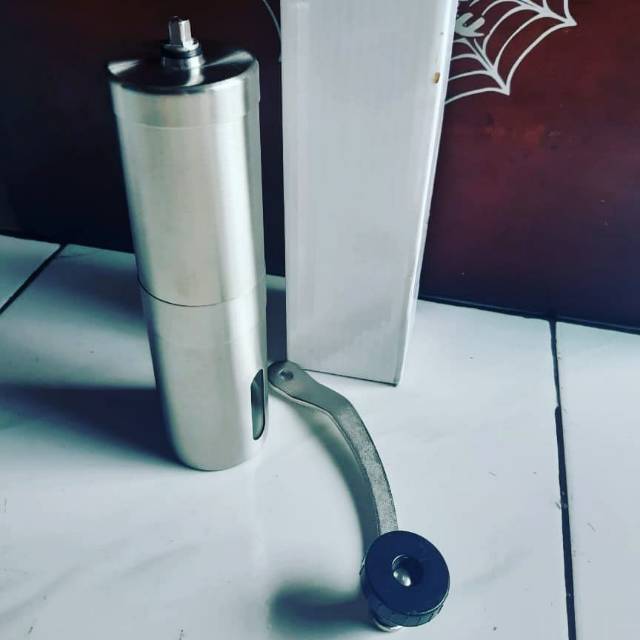 Alat grinder kopi manual