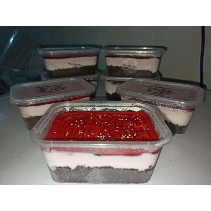 

DESSERT BOX CHOCO STRAWBERRY