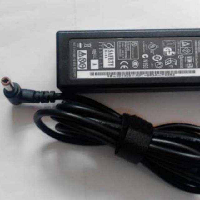 Adaptor Charger CasanLaptop Lenovo 20V-3.25A 65W Adaptor Charger Lenovo G430 G530 G450 G460 G470 G47