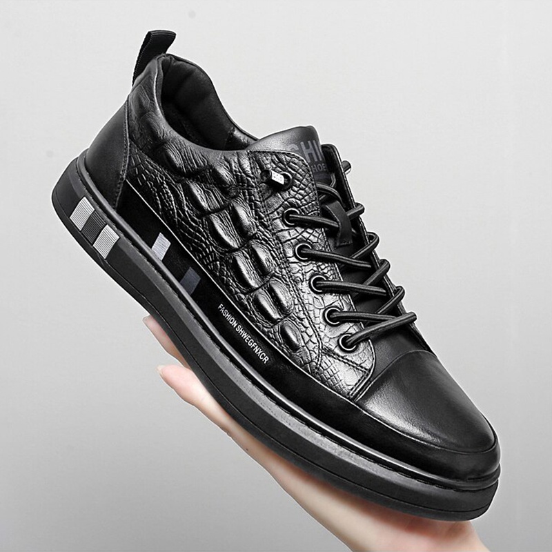 Highland Sepatu Sneaker Pria Kasual Sepatu Full Hitam Santai Sneakers Running Shoes Sepatu Men Sport Olahraga KSC106