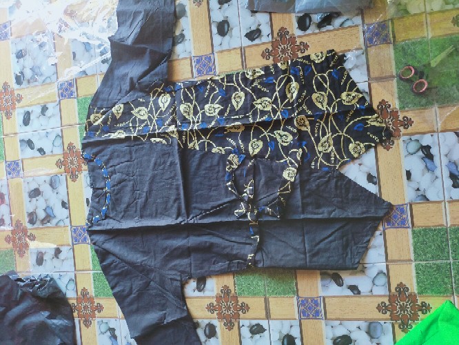 Baju Couple Maura Couple - Sania Ruffle Batik Couple Ori Ndoro Jowi Dnt Bajubatik | Bajucouple M L X