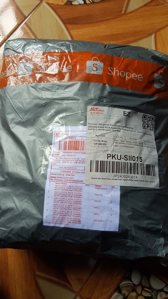 Aska Couple, Batik Couple Keluarga|| Couple Sarimbit Motif Sakura Pink Terbaru