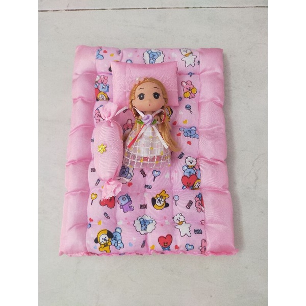 Kasur lantai boneka barbie