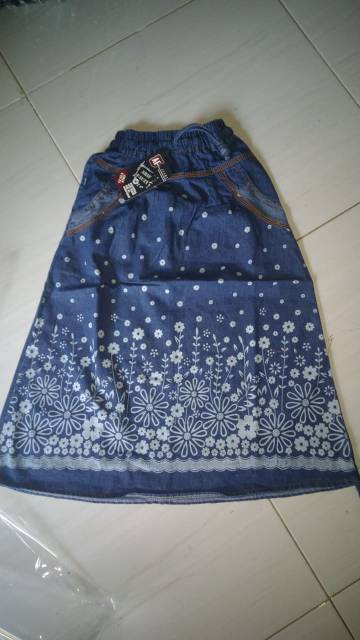 Rok Jeans Anak Motif Sablon Bunga 3-9 Thn