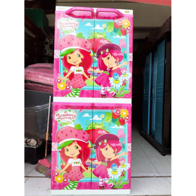 Lemari Plastik merek naiba kabinet komet