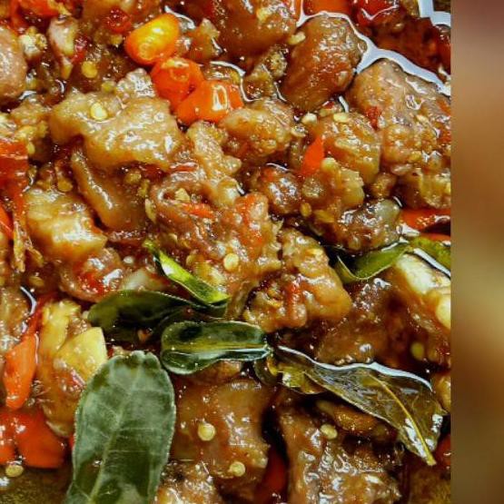

Serbuuu Oseng Mercon (isi daging & tetelan) 200gr 66R!