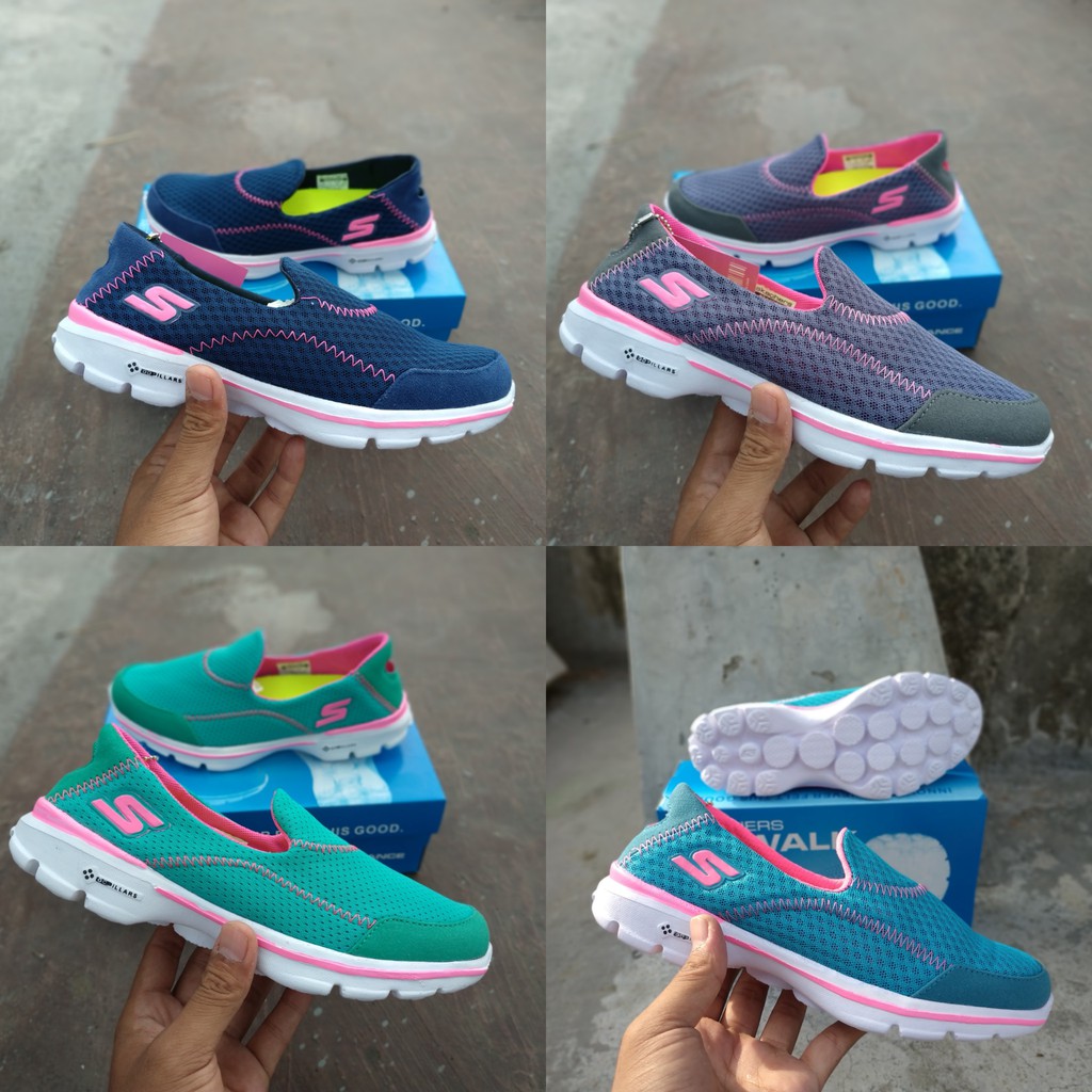 harga sepatu skechers go walk