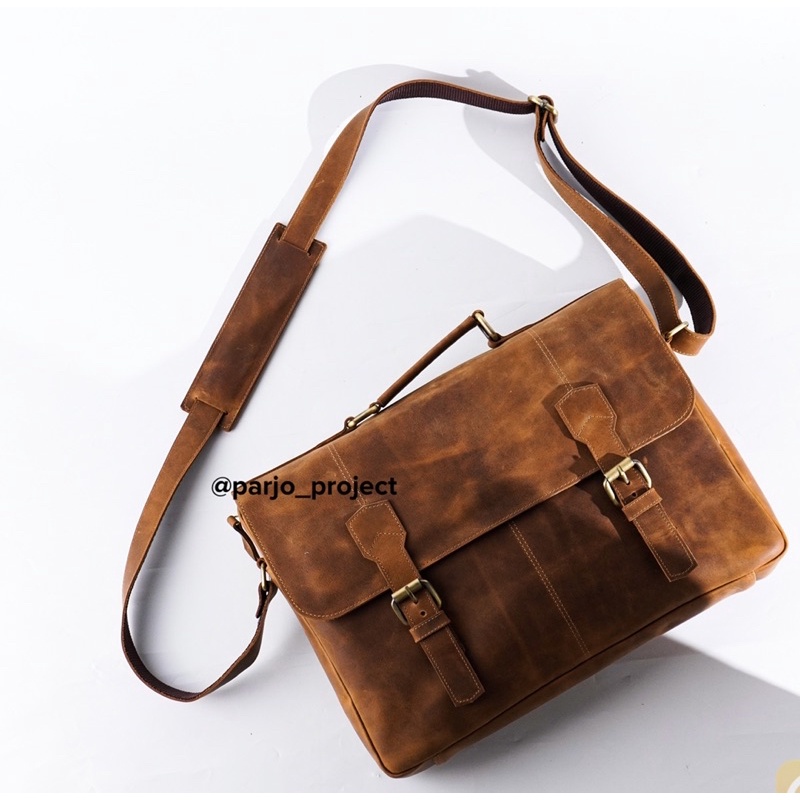 postman bag havana crazyhorse leather