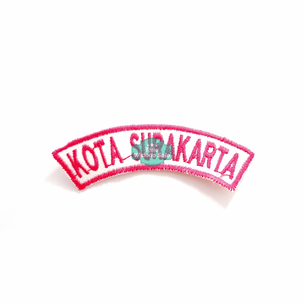 

Bed Kota Surakarta Bordir Pramuka (Bet Badge Logo) 1,5x7cm - 1 Buah