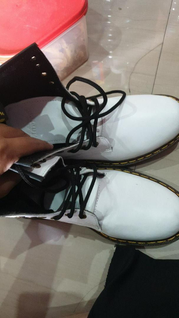 8 Holes Dr Martens Cow Leather Kulit Asli Boots Martin Sepatu