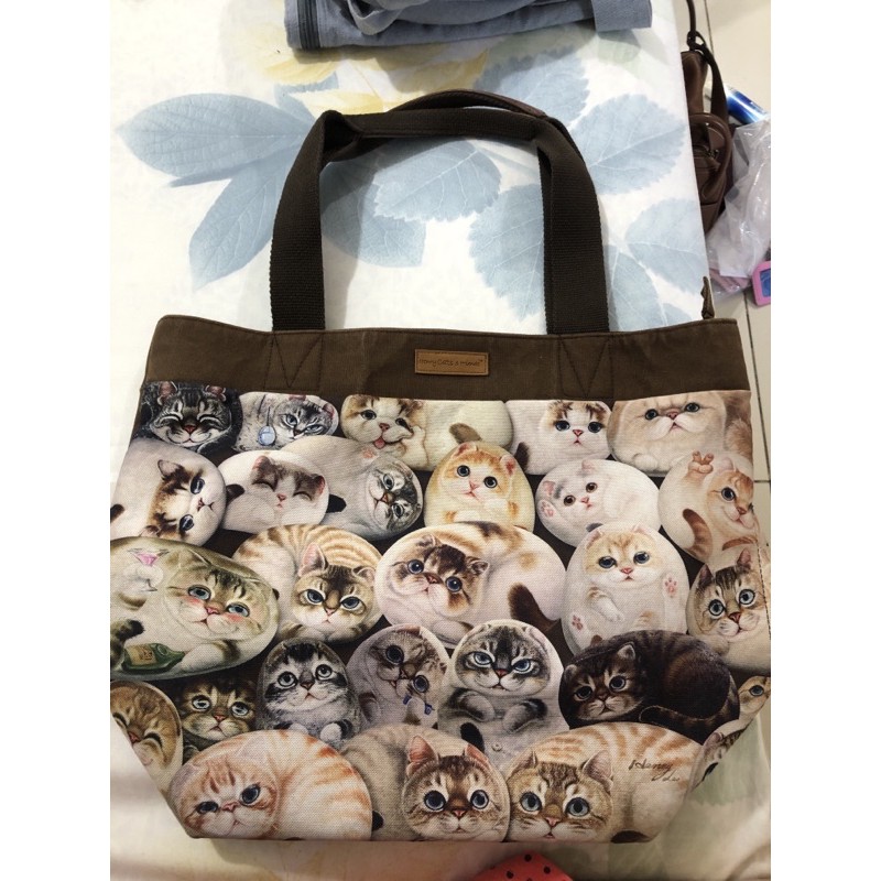 henry cats and friends bag