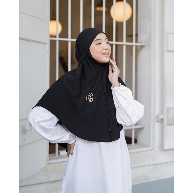 Koyu Hijab Instan Bergo Jersey Premium Liliana