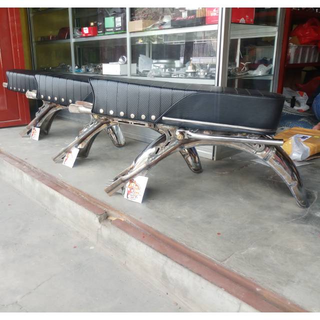 Buntutan rangka belakang Cb pnp begel panjang set