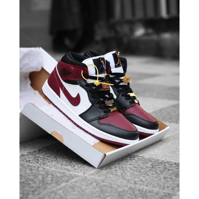 Jordan 1 Beetroot