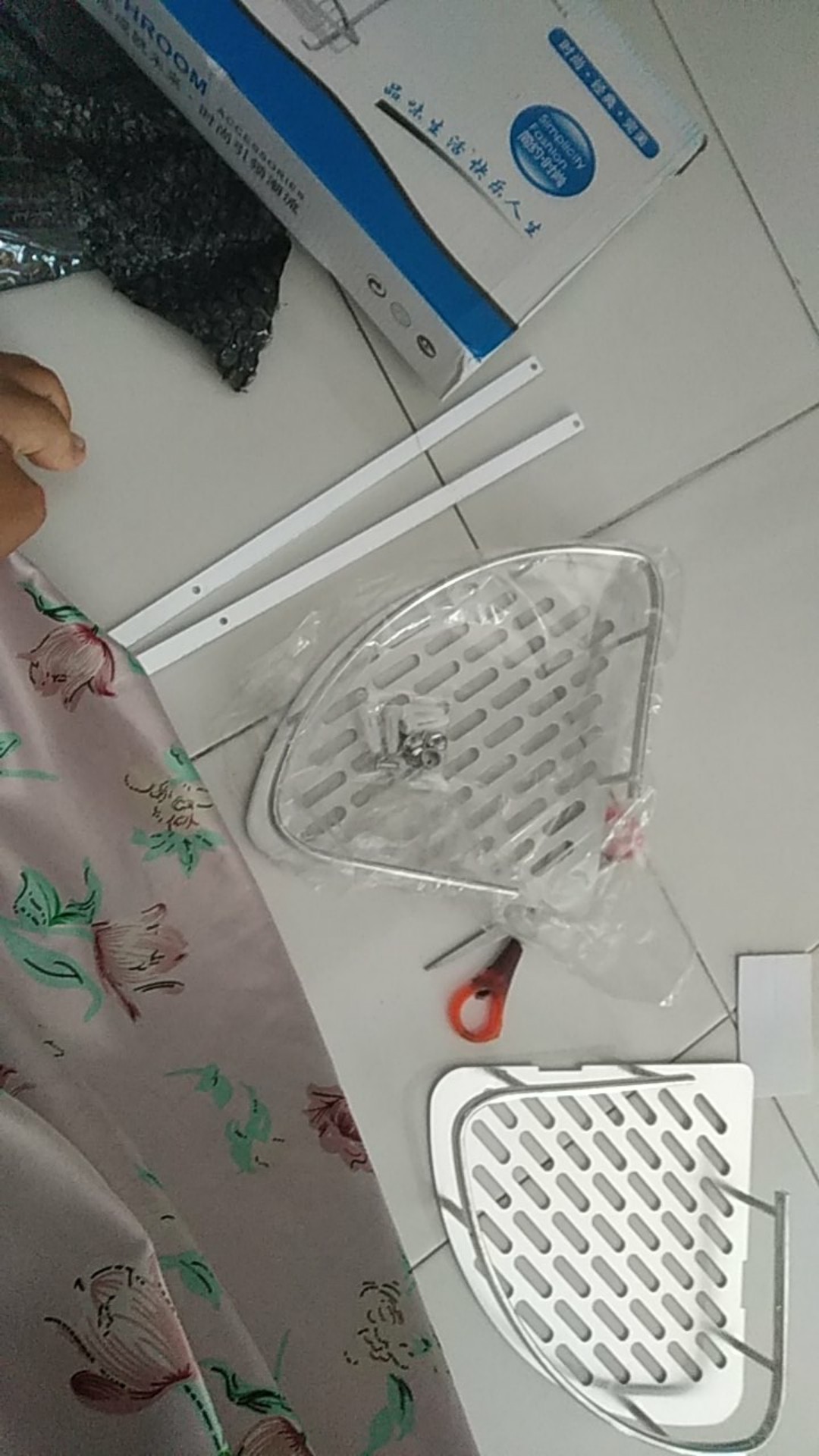 Rak Sudut Kamar Mandi Utk Sabun Dan Shampoo