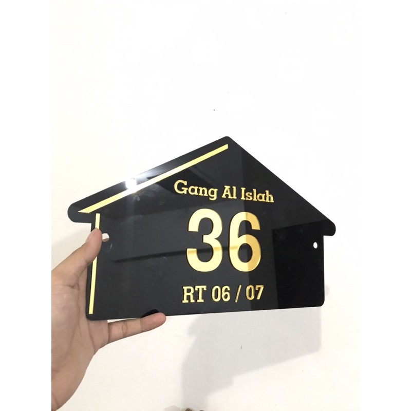 Nomor Rumah Huruf Timbul Emas
