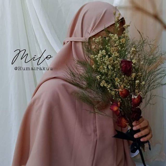 Bergo mahira syari