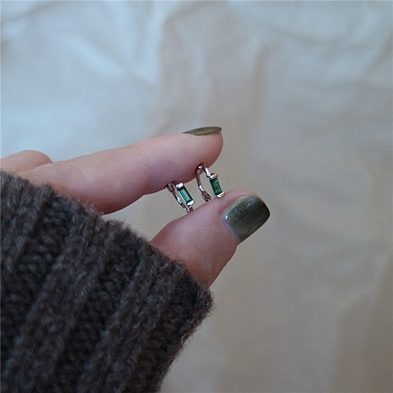 Anting Hoop Bahan Titanium Steel S925 Silver Emerald Gaya Korea Untuk Wanita