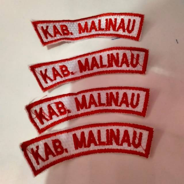 

Menerima pesanan bordiran nama, lokasi sekolah, logo sekolah, lokasi, dan identitas lainnya