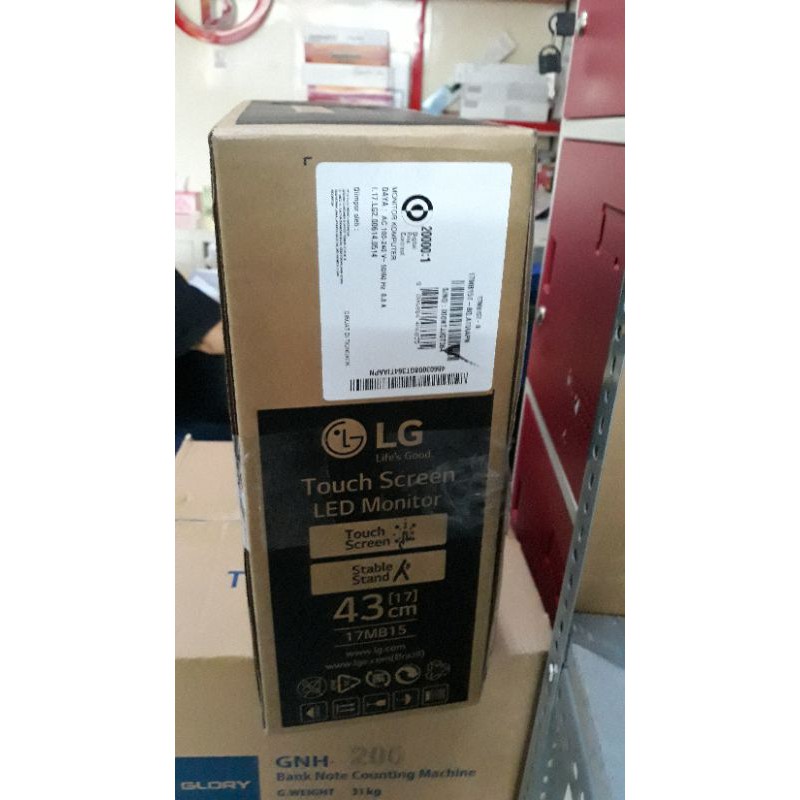 monitor  LCD LG 17inc