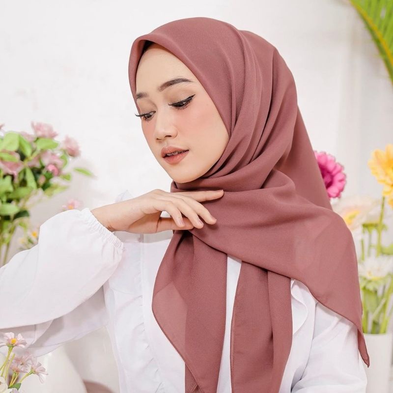 HIJAB BELLA SQUARE HYCON PREMIUM POLYCOTTON - KERUDUNG SEGIEMPAT / SEGI