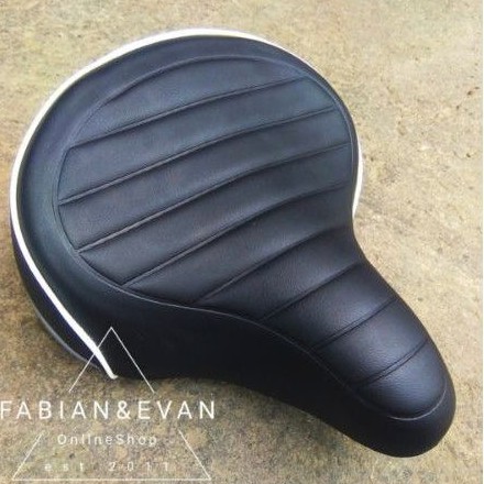 Jok Sadel Per Genio Lebar Empuk Untuk Jarak Jauh