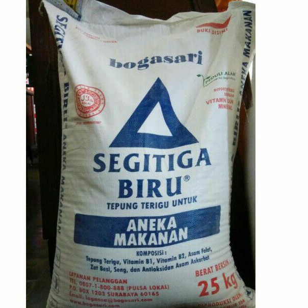 

Tepung Terigu Segitiga Biru Bogasari 1kg repack
