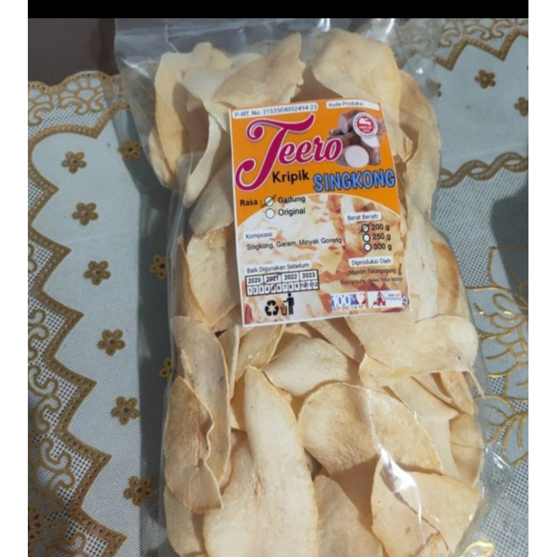 

snack /jajan kripik singkong gadung tulungagung Jeero 200gr (2 pcs)