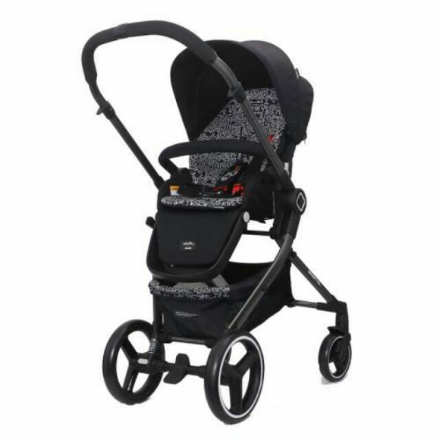 Cocolatte X Keith Haring Bristol Black White Full Colour Reversible Stroller Shopee Indonesia